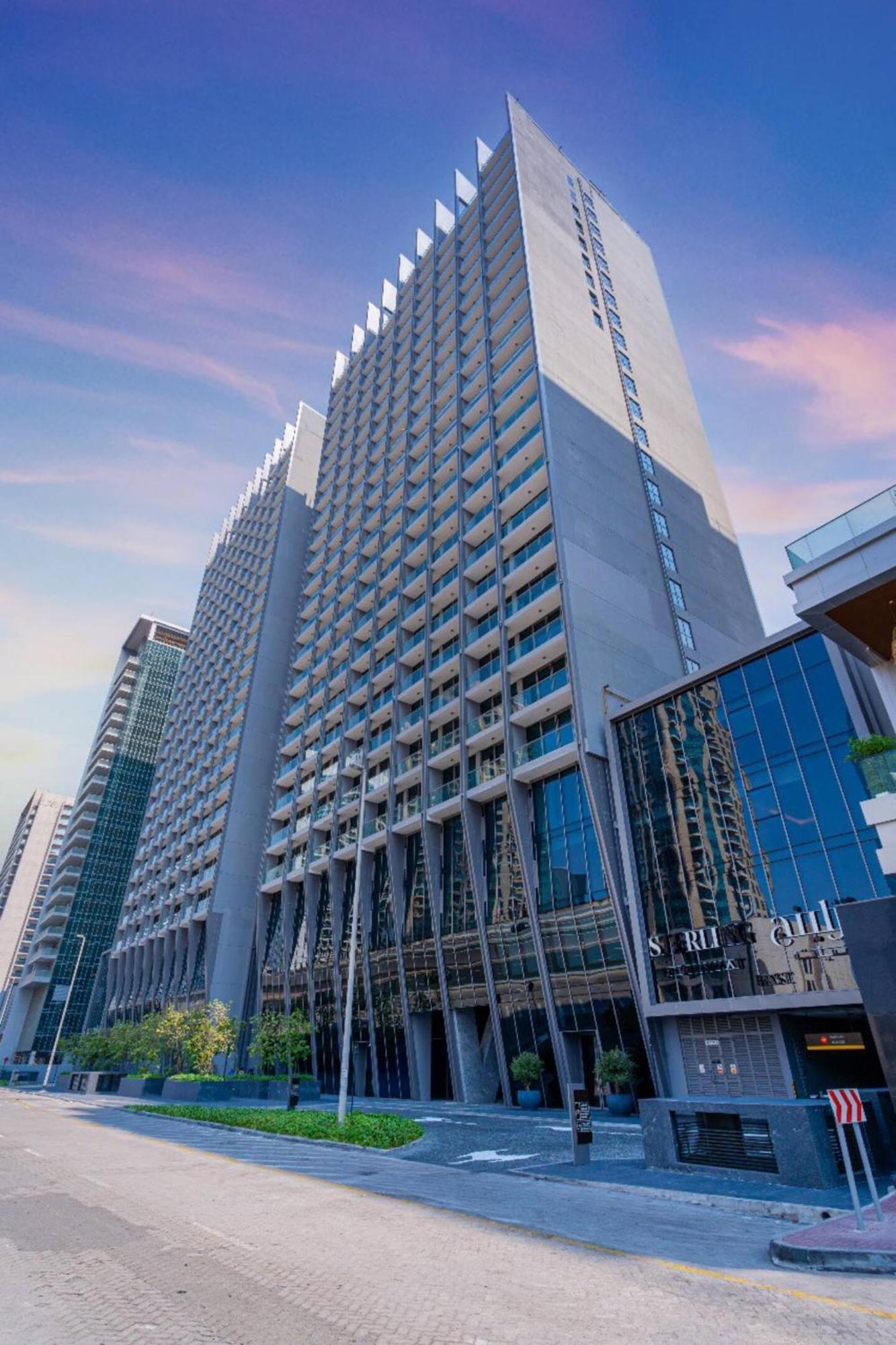 Trendy Studio! Walk To Burj Khalifasleeps 3! Appartement *
